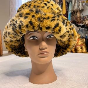 Vintage Cheetah Bucket Hat